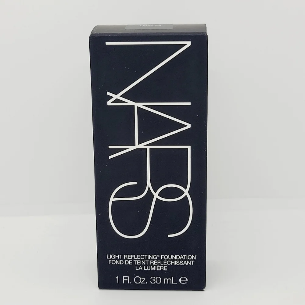 L3 Gobi NARS Light Reflecting Skin Improving Peptide Light Warm Brand New In Box